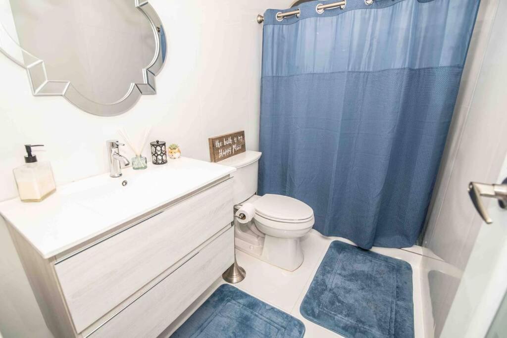 شقة سان خوان  في Modern 2Br With Kingbed In The Heart Of Isla Verde Strip المظهر الخارجي الصورة